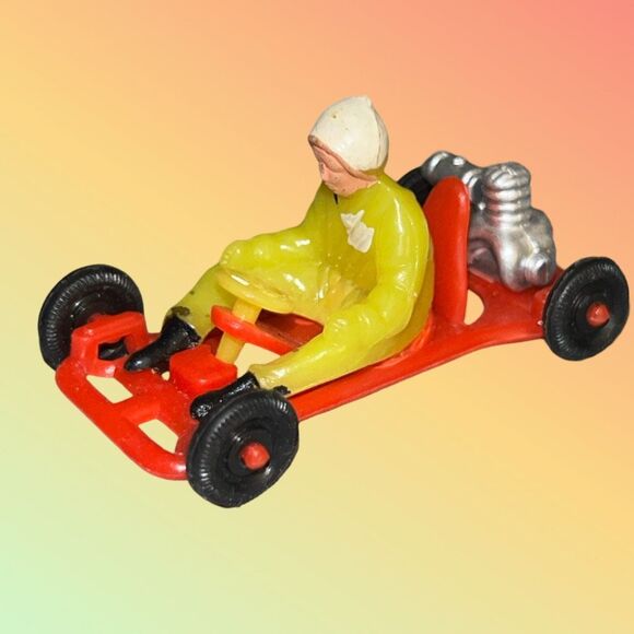 2 Vintage Go Kart Racing Plastic Toy Cake Toppers B17 - Picture 2 of 6